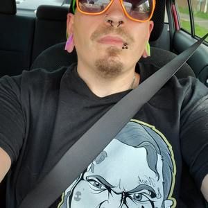 Meet your Posher, Carl